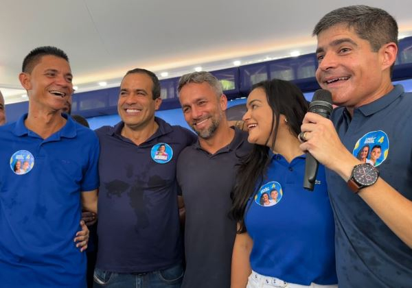 ‘Vamos tirar Lauro de Freitas do vermelho e botar no azul’, diz ACM Neto em convenção