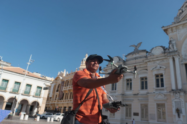 *AGÊNCIA ROSSI* Fotografia e videografia  Registros através de Drones 