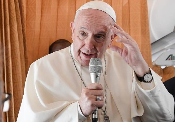 ‘Aborto é mais que problema, é um homicídio’, afirma Papa Francisco