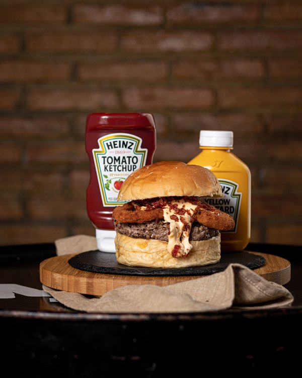  Saborear uma das novas receitas de hambúrguer do Burger Fest é uma opção de lazer para esse final de semana