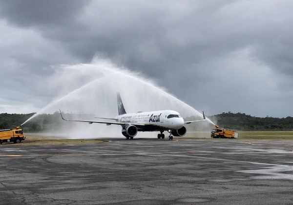 Aeroporto do Sul da Bahia recebe voo inaugural da linha Azul