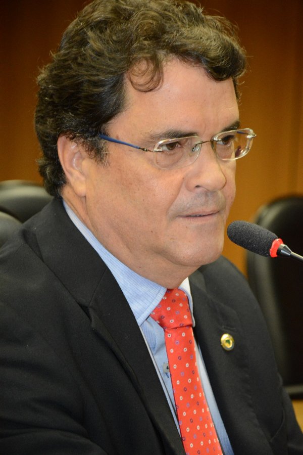 ALBA aprova PL do deputado Angelo Almeida que institui política estadual de valorização da mulher no campo