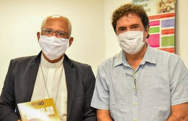 Angelo Almeida congratula Arquidiocese de Feira pela criação da 1ª paróquia quilombola do Brasil; iniciativa foi destaque no Vatican News