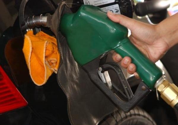 ANP indica queda no preço da gasolina nos postos há cinco semanas