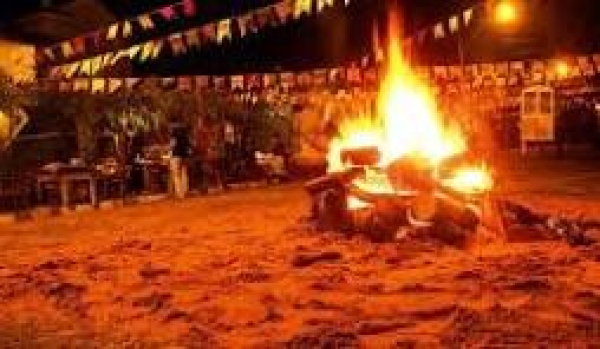 AS FESTAS JUNINAS - Dom Itamar Vian Arcebispo Emérito