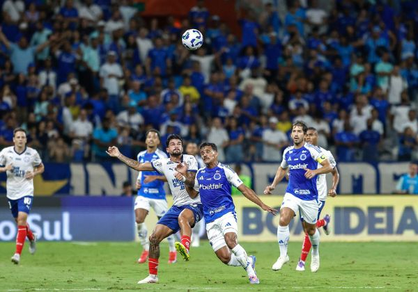 Bahia é atropelado pelo Cruzeiro e fecha a rodada na zona de rebaixamento do Brasileirão