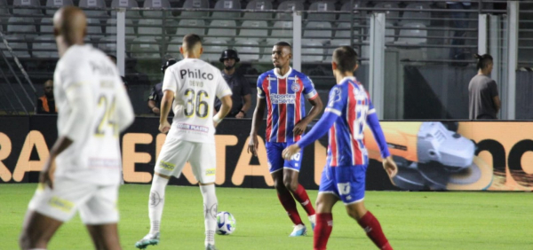 Em jogo de sete gols, Santos quebra jejum e vence o Goiás na Vila