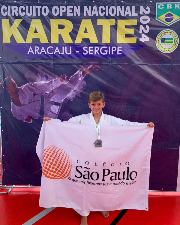 Baiano conquista medalha de prata em Competição Nacional de Karatê