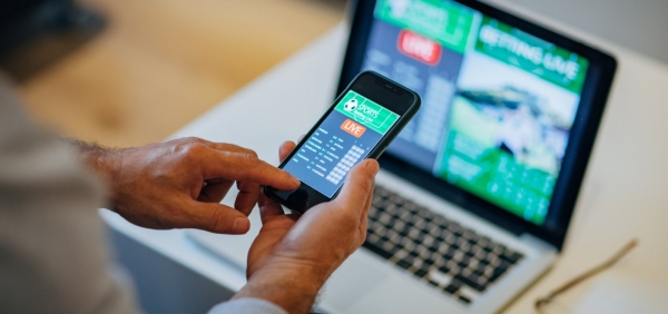 Bancos começam a cancelar