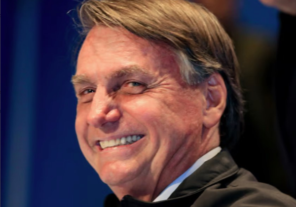Bolsonaro pretende ir à posse de Milei na Argentina