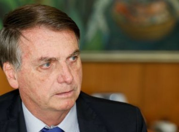 Bolsonaro repete o filho, chama Renan de vagabundo e vê crime na CPI da Covid