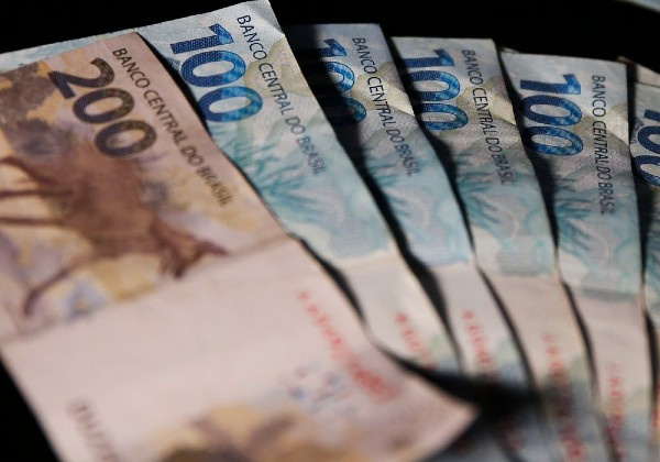 Caixa antecipa pagamento de Bolsa Família para beneficiários de NIS de final 9