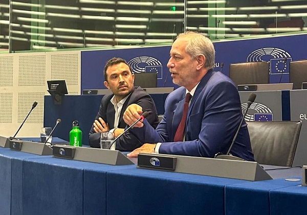 Ciro Gomes retoma debate político e tece críticas a Lula e Bolsonaro