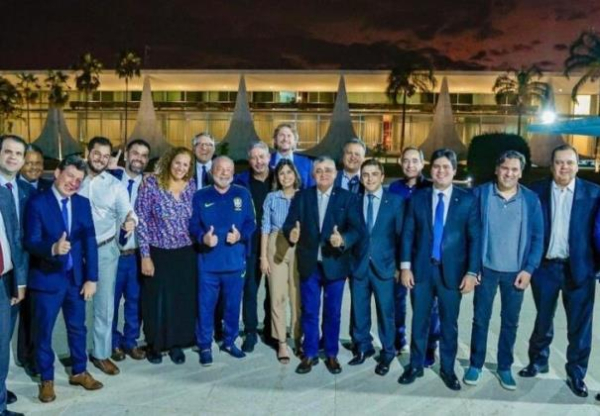 Com ‘apetite’, Centrão avança em negociações de cargos no governo Lula