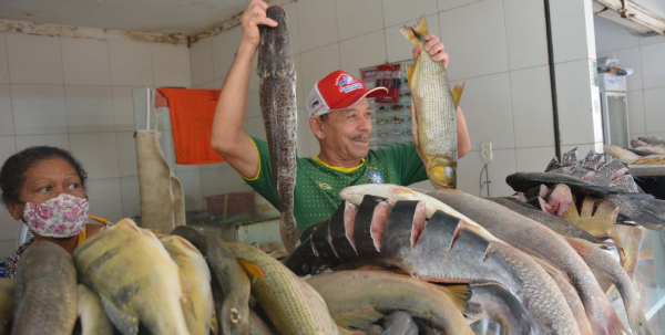 Comerciantes esperam boas vendas para a Semana Santa