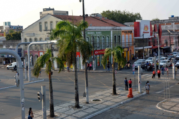 Comércio de Feira de Santana funcionará no feriado de 12 de outubro