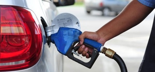 Comissão do Senado aprova taxa de exportação para estabilizar preço de combustível