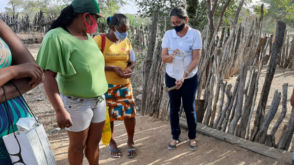 Comunidade quilombola de Bom Jesus da Lapa é capacitada em manejo de galinhas caipiras