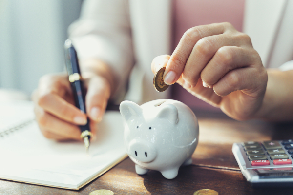 Confira estratégias que podem ajudar a utilizar o 13º sem comprometer o bolso