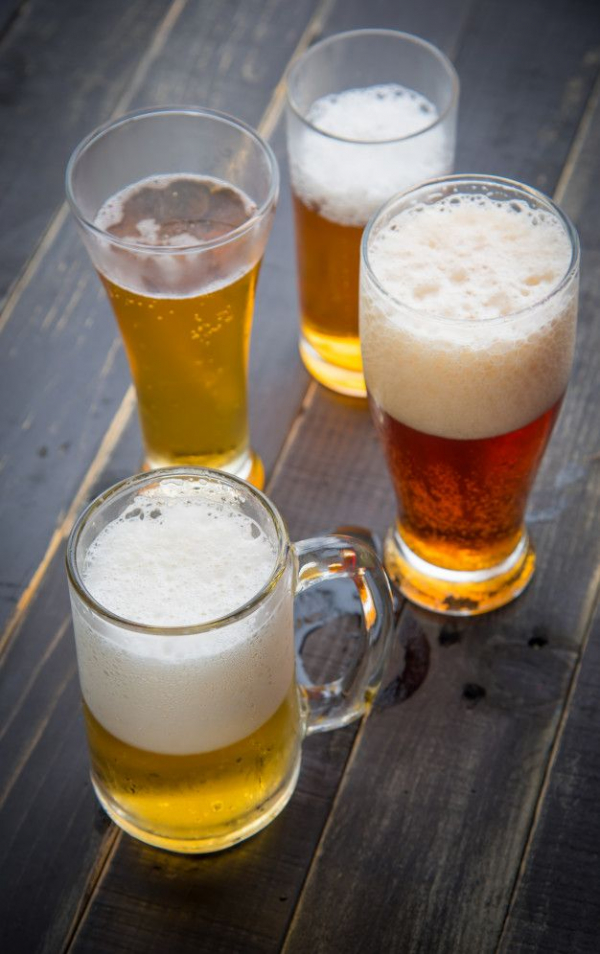 Consumo de bebidas alcoólicas: Especialista alerta para possíveis sinais de alcoolismo.