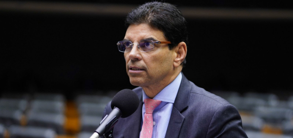 Cotado para ser relator, Cláudio Cajado evita falar sobre proposta de novo marco fiscal