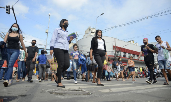 Covid-19: Brasil registra 13,4 mil casos e 442 mortes em 24 horas