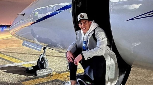 Cristian Pavón, reforço do Galo, posta embarcando para o Brasil: 'Vem ser feliz', comemora torcedor 