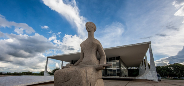 Desembargadores afastados pelo CNJ recorrem ao STF