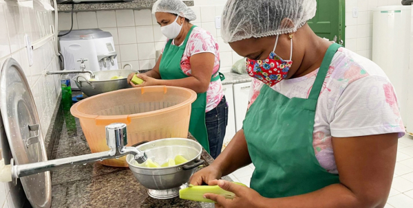 Doenças transmitidas por alimentos podem aumentar no verão