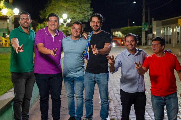 Em Cocos, Danilo Henrique busca fortalecimento de movimento político no Oeste