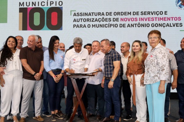 Em menos de oito meses de governo, Jerônimo Rodrigues alcança marca de 100 municípios baianos visitados