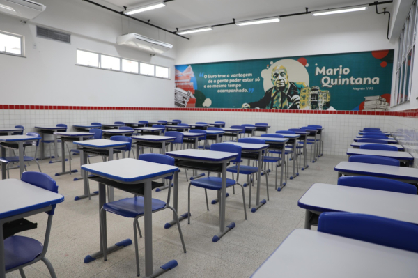 Escolas estaduais se preparam para o início do ano letivo 2025