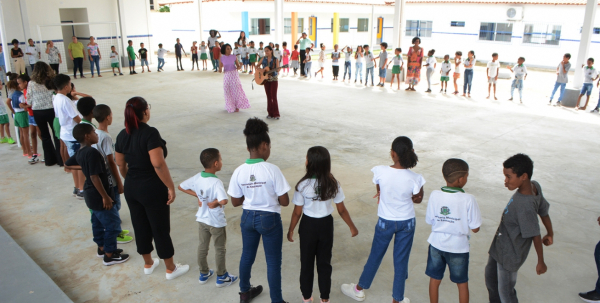 Expectativa de ano letivo de aprendizado marca início das aulas no Alto do Rosário