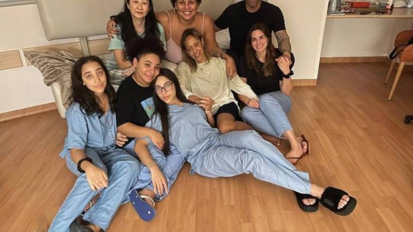 Família de Pelé passa a noite de Natal no hospital: 'Quase todos'