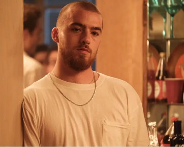 Fãs ficam chocados com morte de ator de Euphoria, aos 25 anos