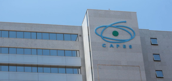 Governo federal bloqueia R$ 116 milhões do orçamento da Capes; R$ 86 milhões apenas em agosto