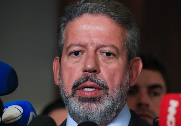Governo tem ‘baixas’ expectativas sobre avanço do PL das Fakes News no mandato de Lira
