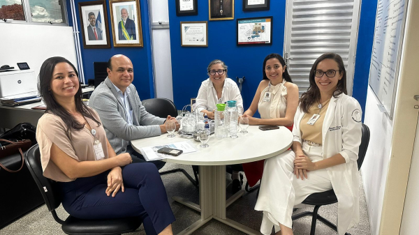 Hospital Geral Clériston Andrade Recebe Visita da Comissão Estadual de Residência Médica para Avaliação de Novo Programa de Neurologia