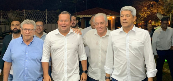 Jerônimo anuncia Geraldo Jr. como pré-candidato a prefeito de Salvador