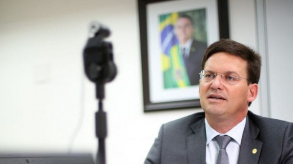 João Roma diz que pretende entregar a Bolsonaro mudanças no Bolsa Família ainda em abril