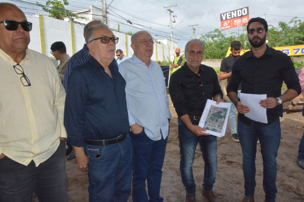 José Ronaldo autoriza abertura de via ligando avenidas Artêmia Pires e Sérgio Carneiro