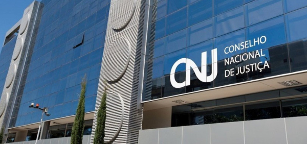 Juíza que tentou impedir criança de 11 anos de abortar será investigada