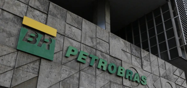 Justiça Federal afasta presidente do Conselho da Petrobras do cargo