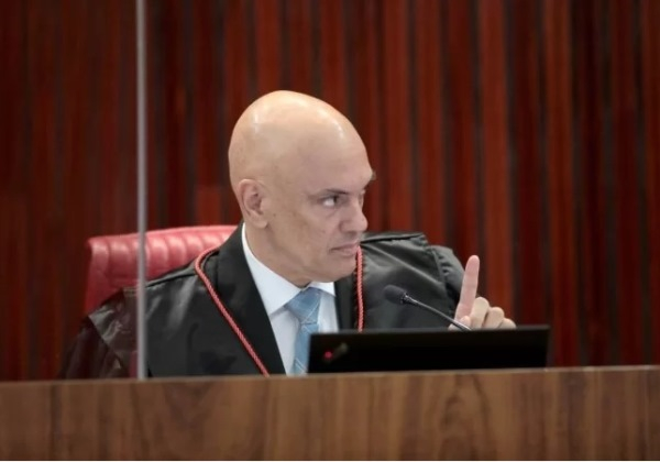 Lula resiste a atender a dois pedidos de Moraes; um seria para a PGR