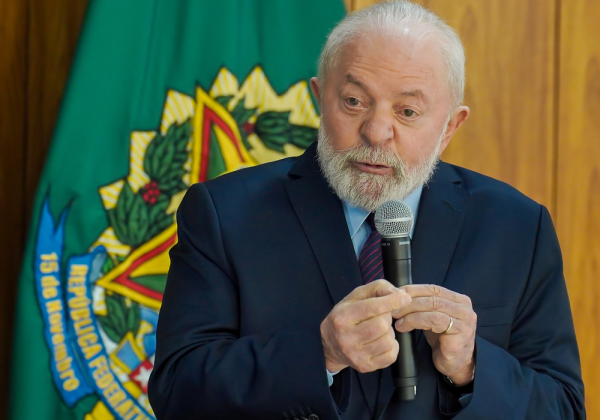 Lula sanciona com vetos Lei de Diretrizes Orçamentárias de 2024
