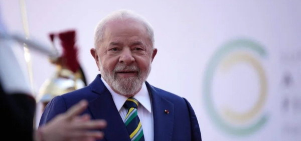 Lula sanciona lei de igualdade salarial entre homens e mulheres