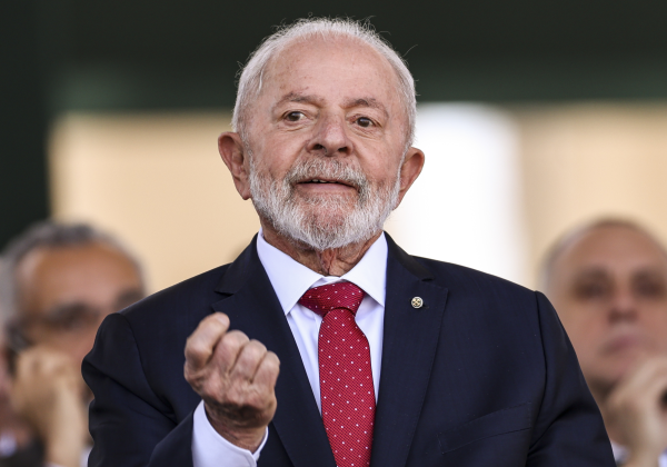 Maioria dos brasileiros acha que Lula não deve tentar reeleição, diz pesquisa