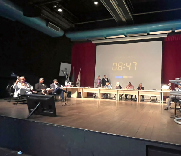 Médicos do INSS e direção de empresa vão ser convidados pela Câmara para esclarecer denúncias