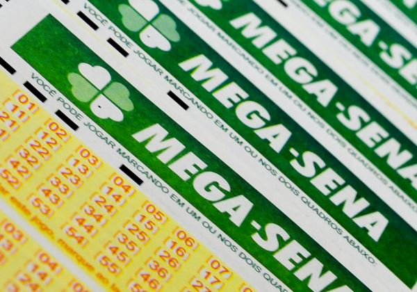Mega-Sena acumula e pode pagar prêmio estimado em R$ 14,5 milhões 