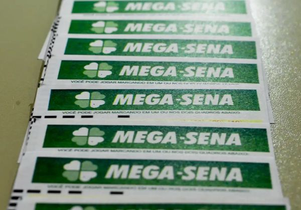 Mega-Sena acumula e prêmio para próximo sorteio chega a R$ 47 milhões